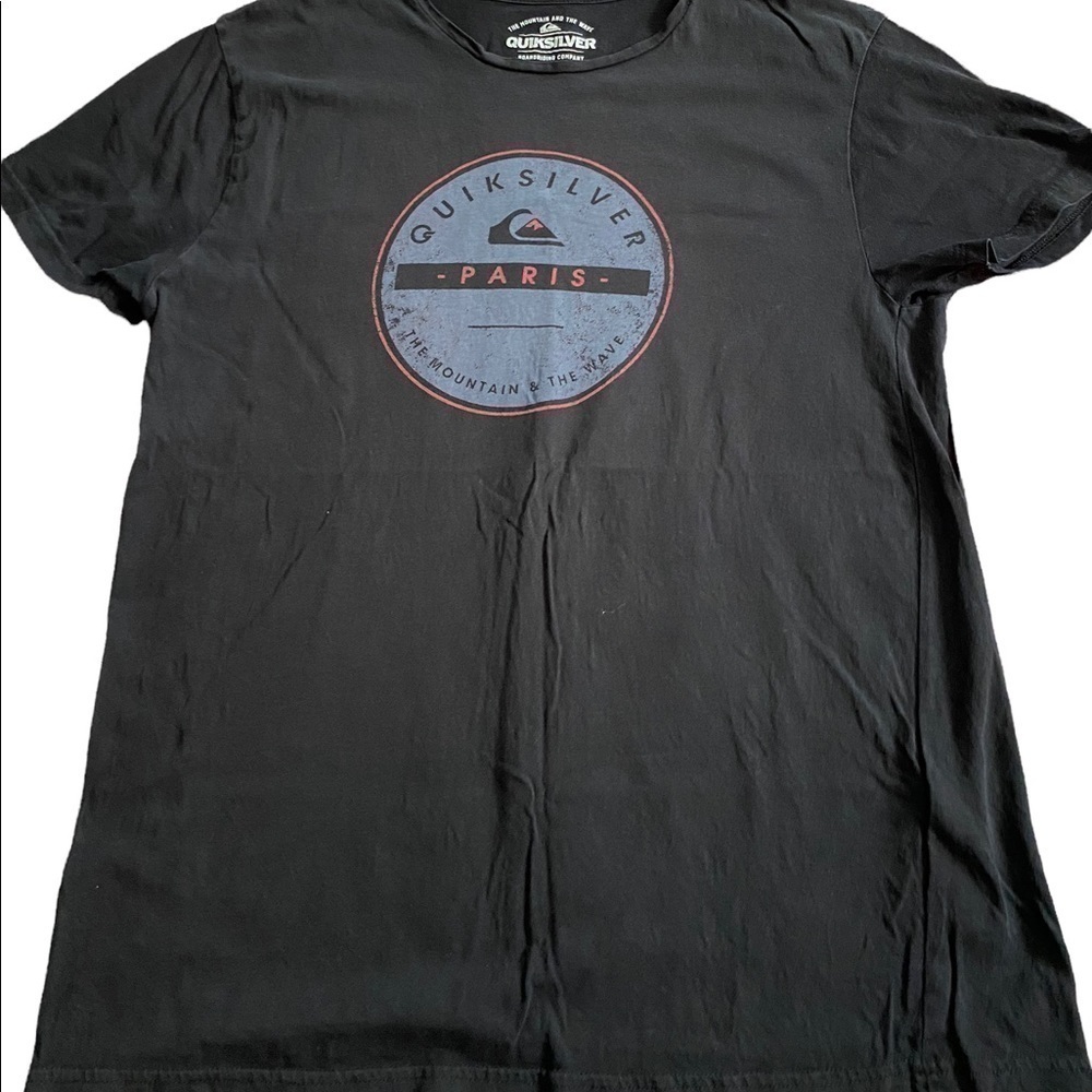Quicksilver Paris Tshirt size Large